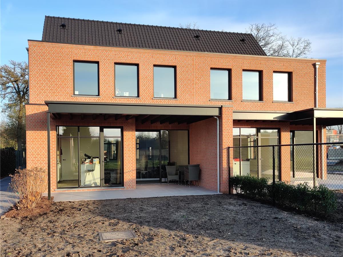 1 Halfopen nieuwbouwwoning - Mark Raats Bouwbedrijf (2910  Essen- Wildert, Kalmthoutsesteenweg 260)
